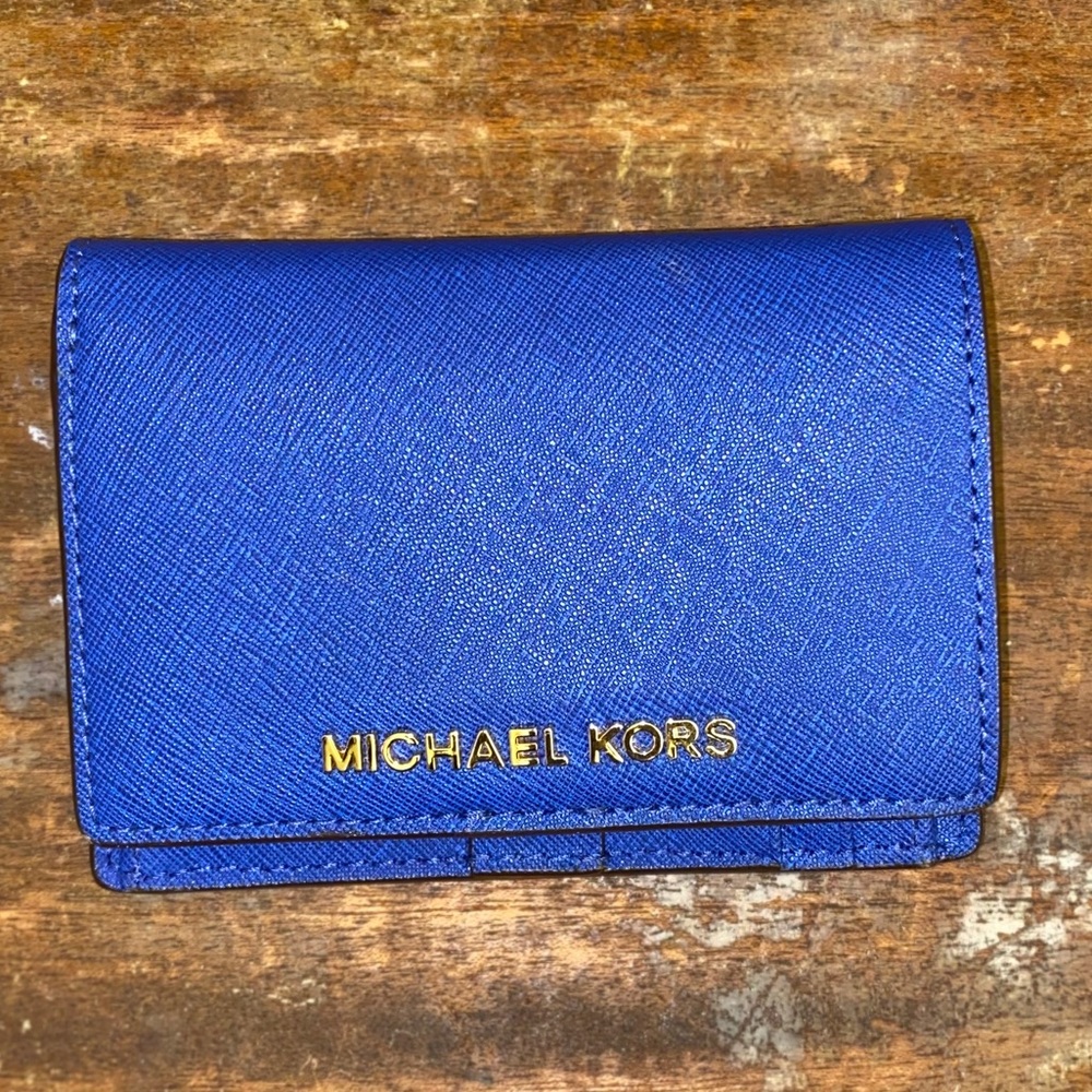 Michael Kors Saffiano Leather Medium Wallet